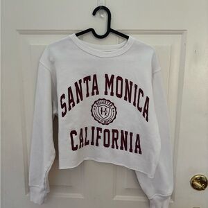 Hollister sz. xs white crop sweatshirt